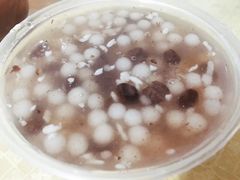 -芳婆糕团店(王府大街店)