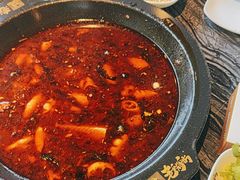 -老船舫·现做活鲜鱼馆(东郊记忆店)