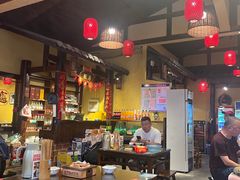 -富正毅三下锅·湘西韵味(天门山索道店)