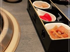 -铭牛烧肉·和牛海鲜自助(高新月牙湖店)