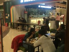 -梦航彩虹之约自助餐厅(华府天地店)