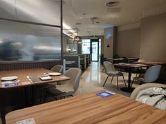 大堂-必胜客(欢乐颂店)