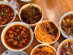 -李记小小吃·江油肥肠(涪江路店)