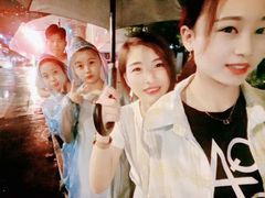 -好乐迪(张扬路八佰伴店)
