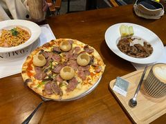 意式香肠披萨-咖梦餐厅 COMENG RESTAURANT