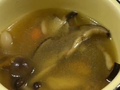 -菌之家·专业纯野生菌火锅·特色炒菌