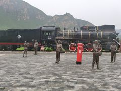 -百里峡七彩艺术小镇