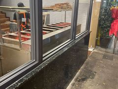 -老黄记手撕烤兔(玉林街店)