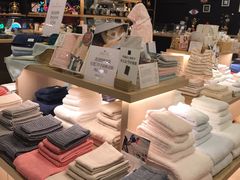 -诚品(信义店)
