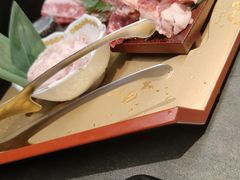 -铭牛烧肉·和牛海鲜自助(高新月牙湖店)