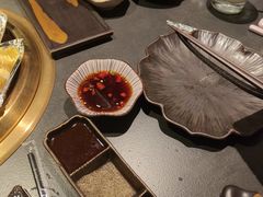 -铭牛烧肉·和牛海鲜自助(高新月牙湖店)