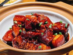 脆姜红烧肉-周家二小姐的菜(西津渡店)