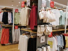 -优衣库(北京首开福茂宋家庄购物中心店)