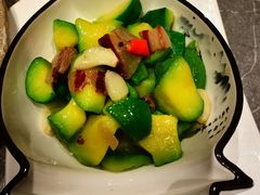 -福照楼汽锅鸡·云南特色菜(火车站锦江店)