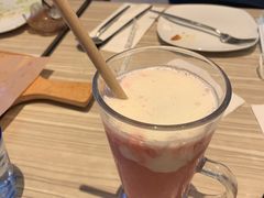 草莓火龙果优酪奶盖-必胜客(名盛店)