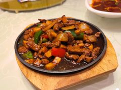 杏鲍菇黑椒牛柳粒-光头匠