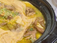 卤汁牛腩饭-华仔哥牛杂餐室