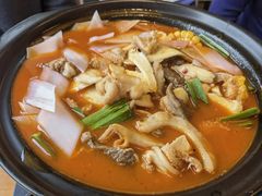 襄阳砂锅牛三鲜-莲餐厅·湖北菜·藕汤是头牌(愚园路店)