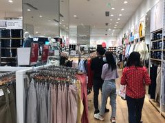 -优衣库(东莞汇一城店)