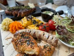 -Mark&Mars Restaurant