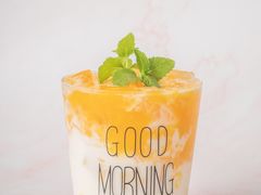 芒果脏脏-柯斗斗主题餐厅·狗咖·围炉煮茶·茶饮(国瑞升平里店)