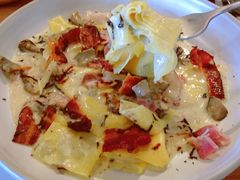 培根蘑菇手工宽面-ROAST coffee & eatery