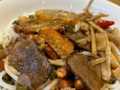 -牛八宝桂林米粉(八里庄店)