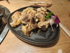 -一朵菌·野生菌探索家火锅(南亚店)