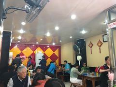 大堂-潘国仙耳光馄饨(黄家阙路店)