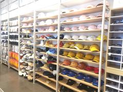 -名创优品(中原万达2F店)