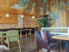 -劳顶笨咖啡(丽水宜家店)