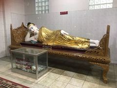 -ခြောက်ထပ်ကြီးရွှေသာလျောင်းဘုရားကြီး