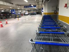 -山姆会员商店·停车场