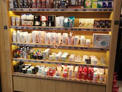 -星巴克臻选(华堂·新辰汇店)