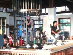 鸟巢泰餐馆-三亚亚龙湾人间天堂鸟巢度假村