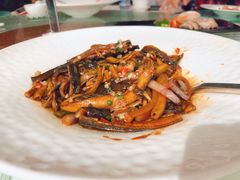 清炒鳝丝-阳澄湖费尔蒙酒店颐丰阁中餐厅(马鞍山西路店)