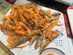 -刘姐啤酒鱼民族演艺餐厅(西街总店)