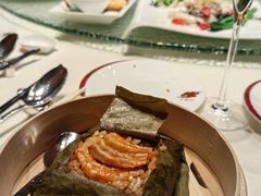 鲍鱼荷叶饭-天龙轩(香港丽思卡尔顿酒店)