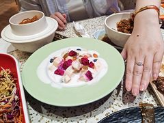 -小董哥烤串·爆汁大油边(故宫店)