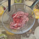 这家全球🌏有肉源的牛肉火锅的肉感确实不一样