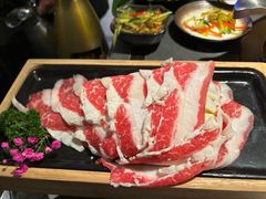 -湊湊火锅·茶憩(杭州湖滨银泰in77店)