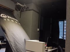 -VR 间客漫·PS电玩·虚拟现实包间游戏电竞(街道口店)