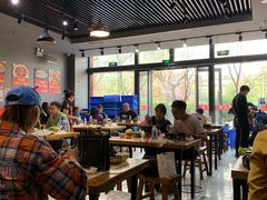 大堂-范贤光鸡公煲(平乐园总店)