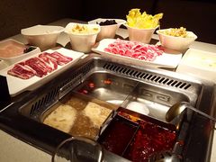 -海底捞火锅鲜切牛肉主题店(长寿路店)