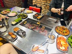 -马路牙子烧烤音乐酒馆(望京店)