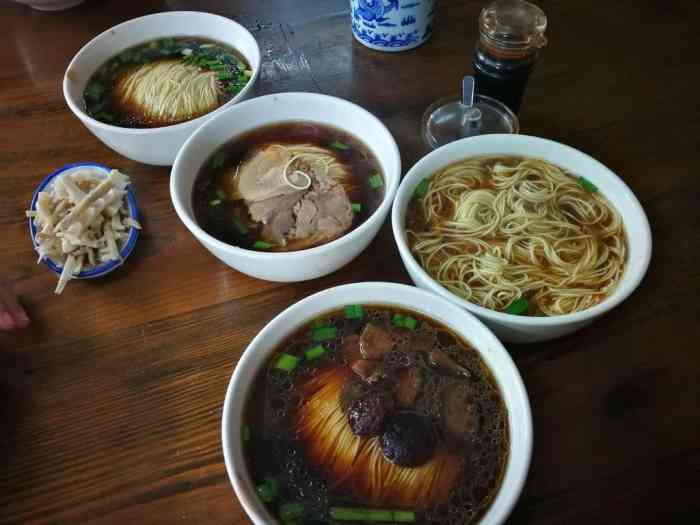 东吴面馆(南园店)-"单位附近的面馆 东吴在苏州还是挺多年的了.