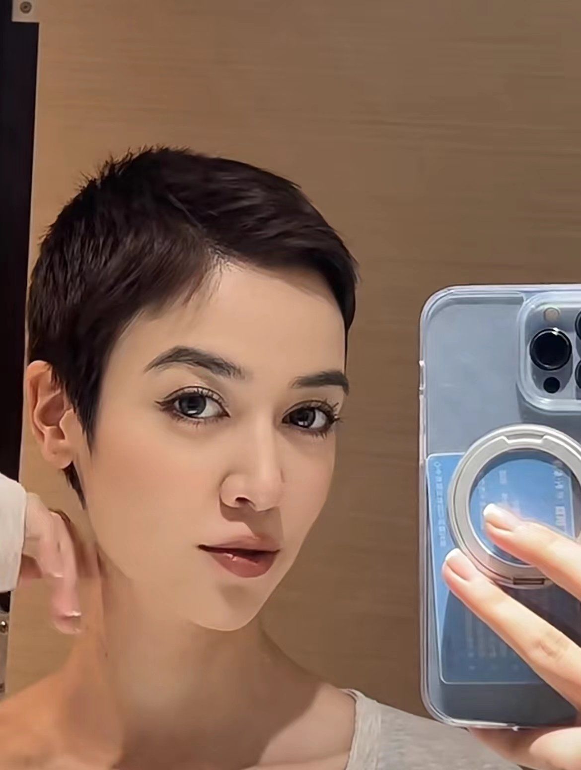 超短发