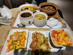 -老乡鸡(上海白玉兰广场店)
