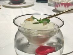 杏仁白玉布丁-广舟(千禧店)