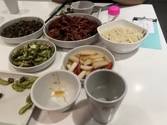 -龙巢盱眙龙虾·牛蛙·烧烤宵夜(八卦岭店)